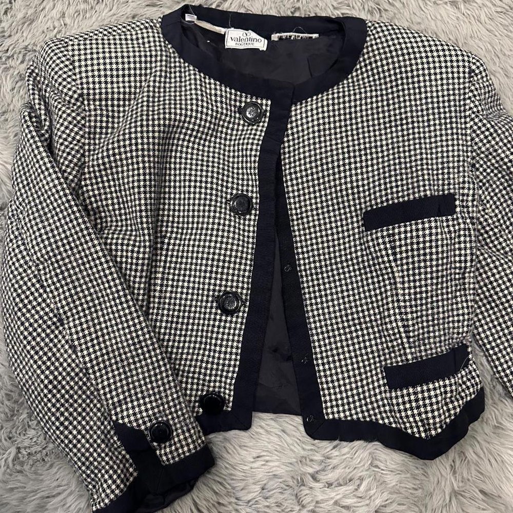 Vintage Valentino Cropped Jacket Fit